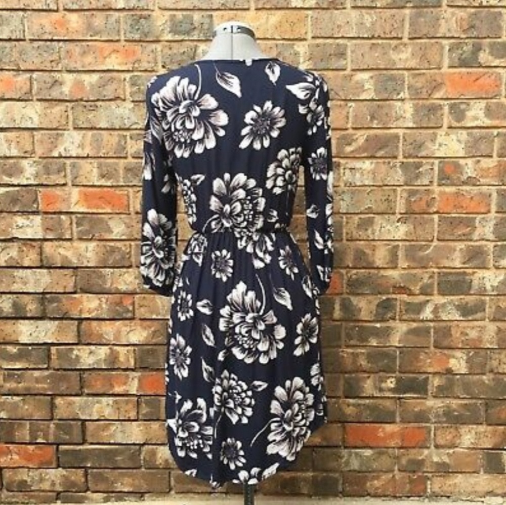 Band of Gypsies | Floral Faux Wrap Dress - Picture 3 of 8